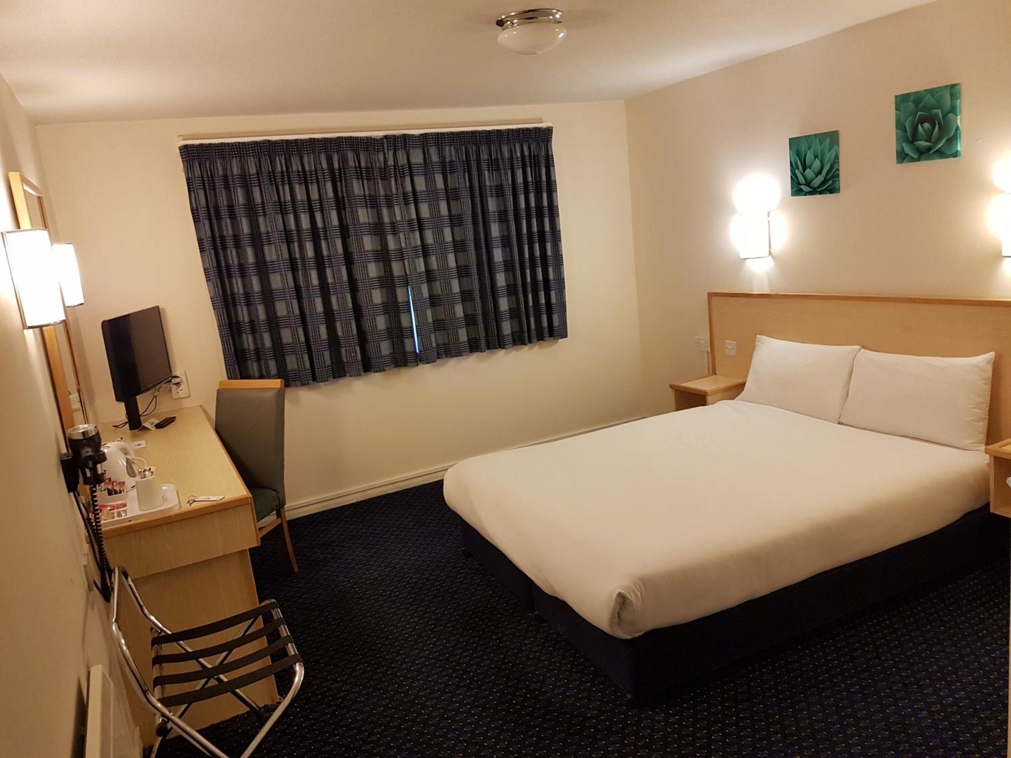 Days Inn Sutton Scotney North Habitación foto
